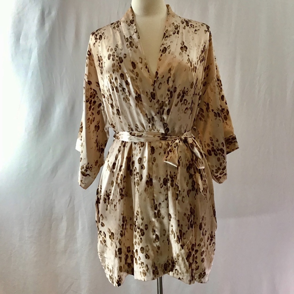 Victoria’s Secret animal print satin robe and gown - Picture 5 of 8
